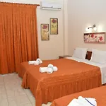 Tasos 公寓式酒店 3*