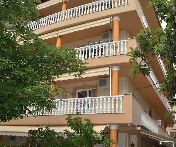 Tasos 3* Olympiakí Aktí